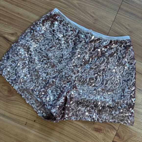 Mcm Women's multi Shorts - Picture 2 of 6